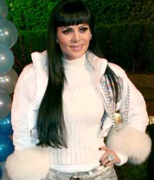 Maribel Guardia en el remake de Mi pequeña traviesa