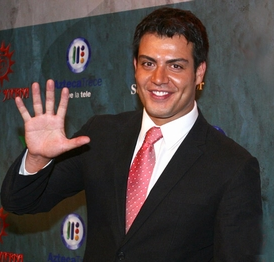 Andrés Palacios enamora a Christian Bach 